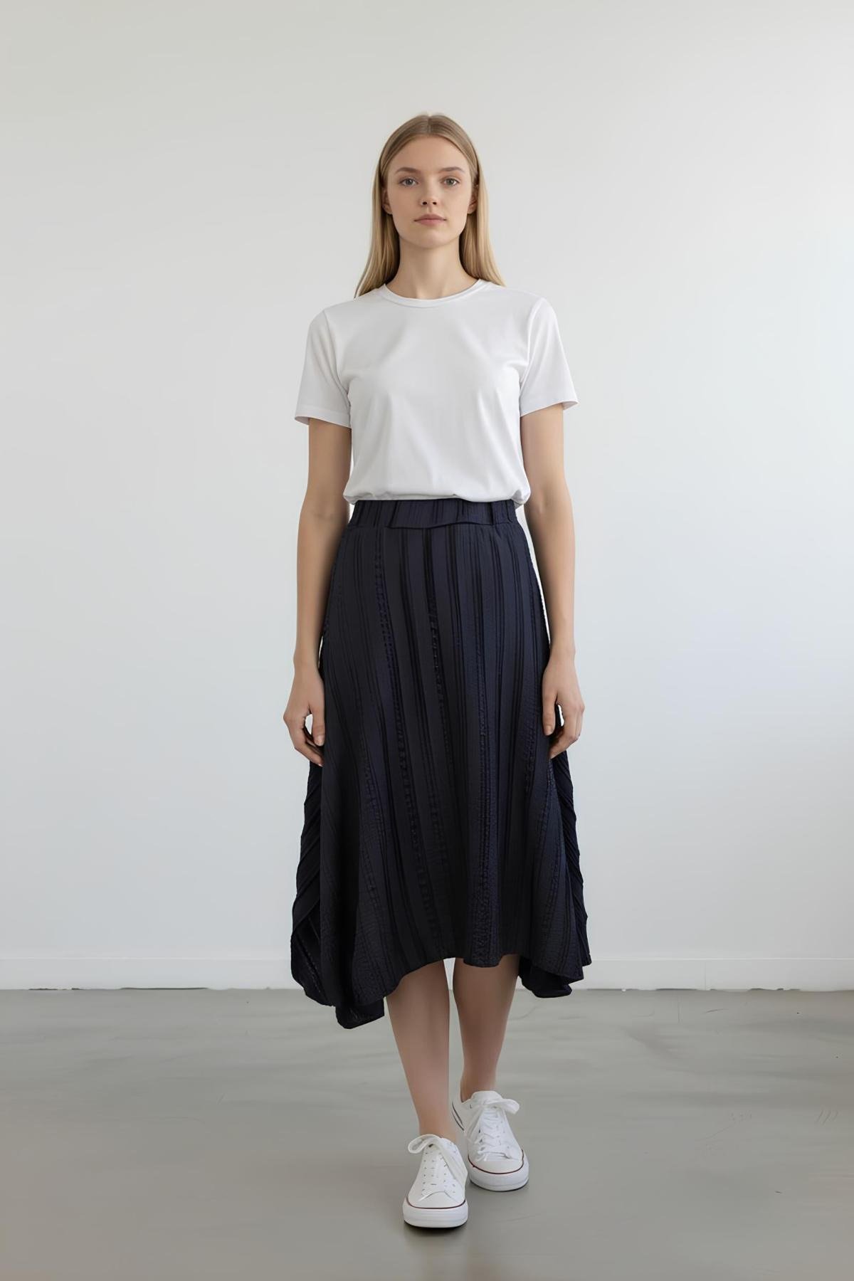 Lacivert Pliseli Asimetrik Midi Etek – Kadın Modern Kesim